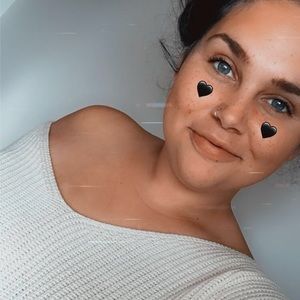 Meet your Posher, Deanna